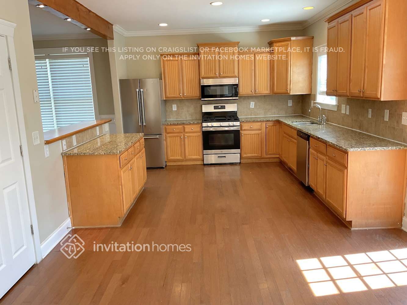 Building Photo - 1537 Boulder Walk Dr SE