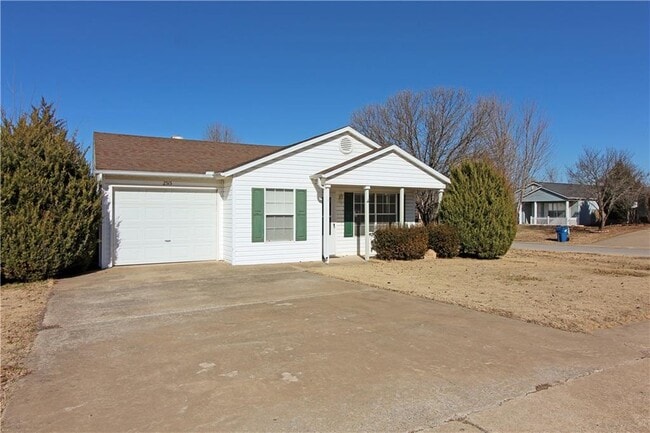 Building Photo - 2515 Parkcrest Dr