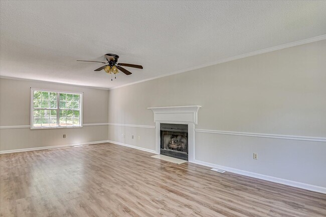 Building Photo - 508 Fairfield Ct