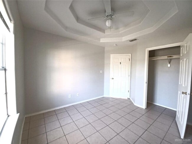 Building Photo - 6505 Lima Ln