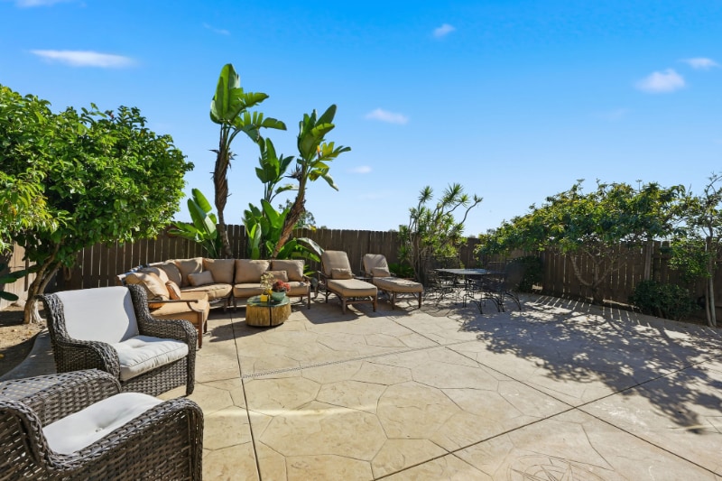 Building Photo - 1727 Avenida Alta Mira