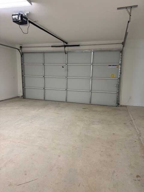 Building Photo - 7601 Cooper Ln