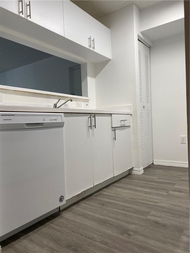 Building Photo - 12112 St.Andrews Pl