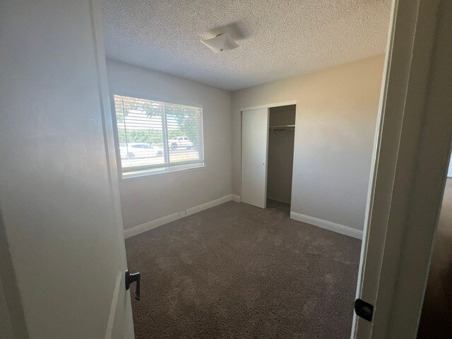 Building Photo - 1414 Lewis Oak Rd