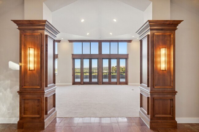 Building Photo - 21 Deer Oaks Ct