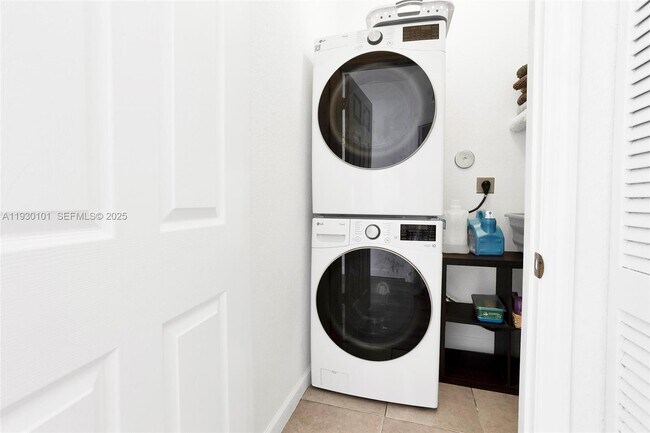 Building Photo - 13285 SW 128th St