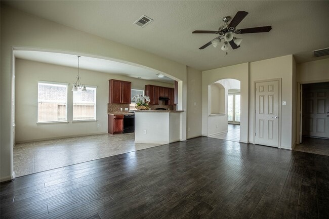 Building Photo - 22714 Pantego Ln