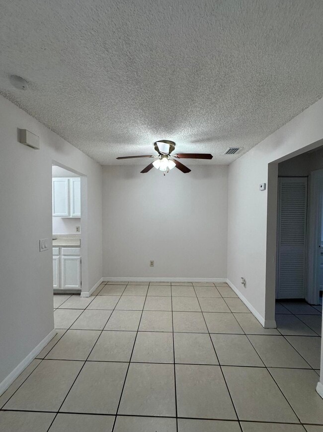 Building Photo - 948 Louisiana Ave