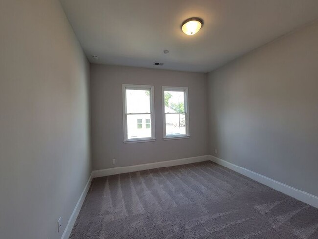 Building Photo - 2130 Cosette Ln