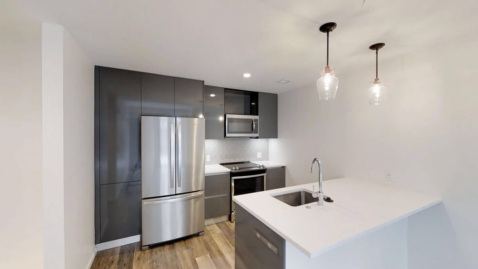 Building Photo - 345 Harrison Ave