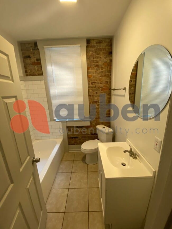Building Photo - 1203 Peachtree St