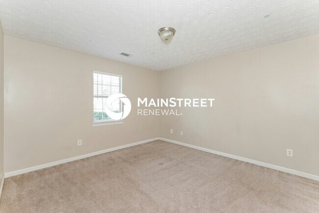 Building Photo - 3 Bedroom Pet-Friendly Home in Covington, GA with Main Street Renewal