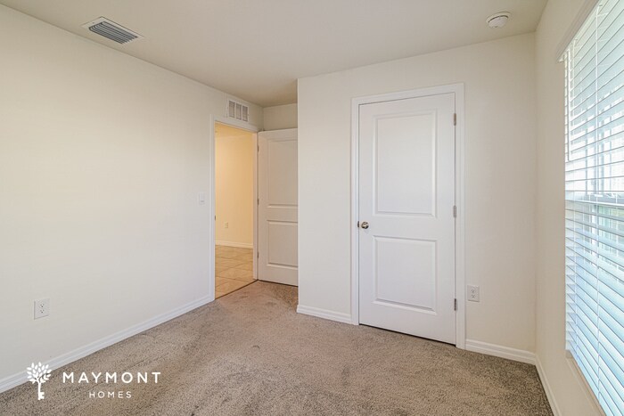 Building Photo - 8633 Triumph Cir