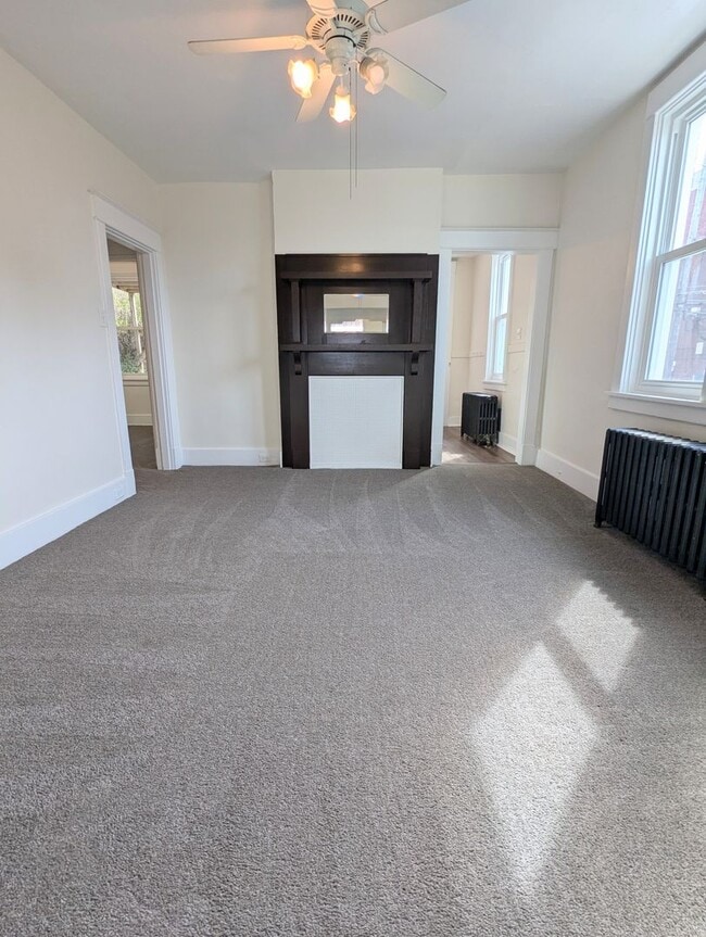 Building Photo - bee1429