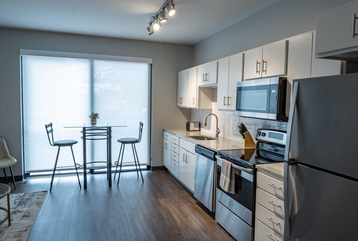 Building Photo - 2301 Ingersoll Ave