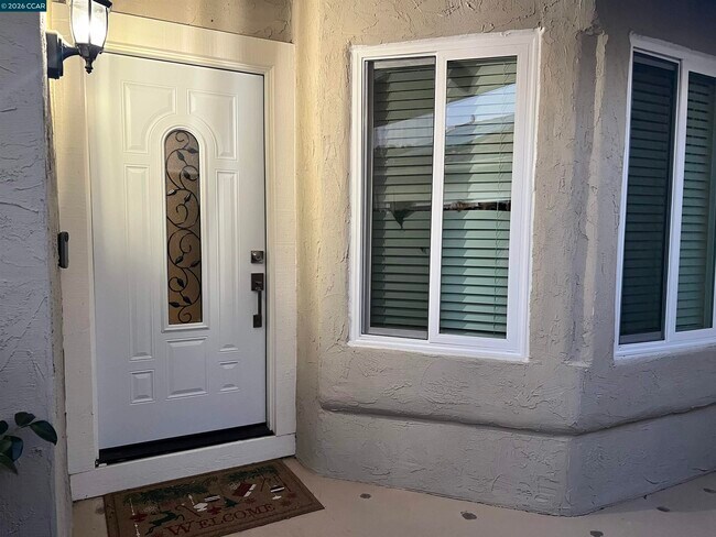 Building Photo - 2405 Brazil Ct