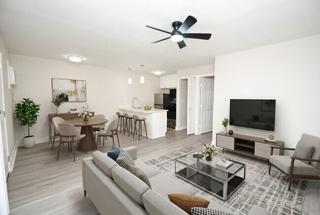 Building Photo - 2515 Yoakum Blvd