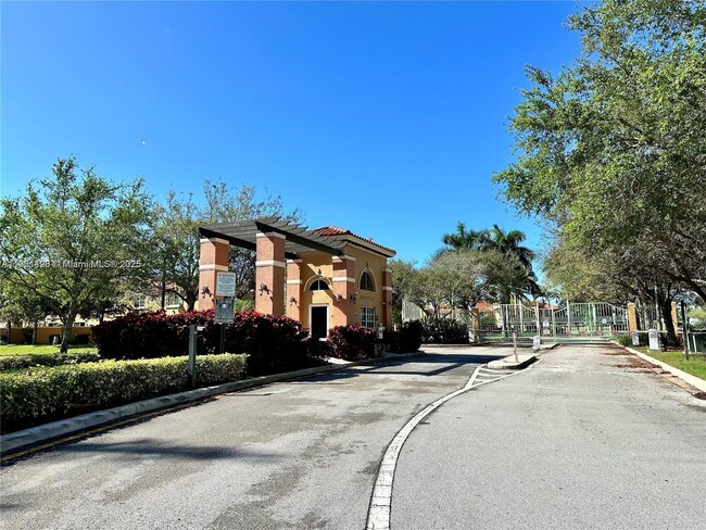 Building Photo - 14343 SW 10th St