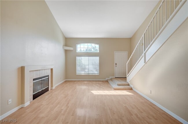 Building Photo - 10164 Tree Bark St