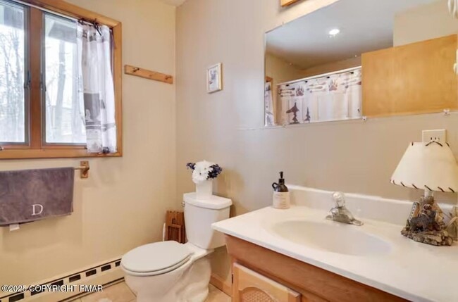 Building Photo - 276 Mountain View Dr