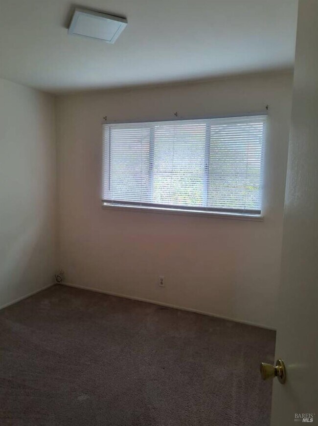 Building Photo - 1308 Kaehler St