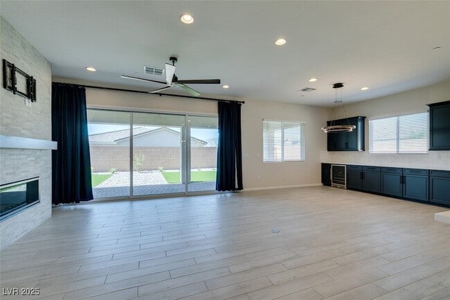 Building Photo - 10973 Krista Leigh Ave