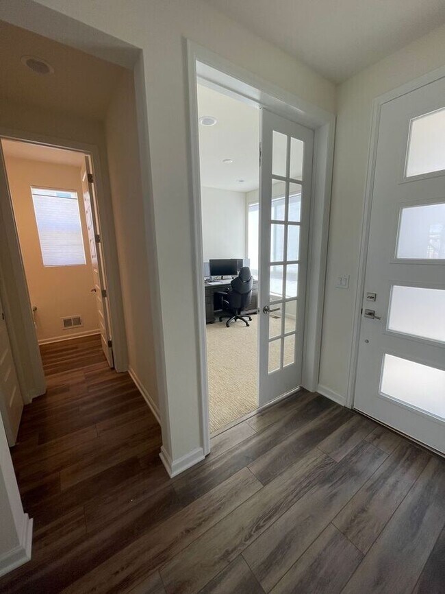 Building Photo - Gorgeous 4 Bed 2.5 Bath New Build in Timnath!