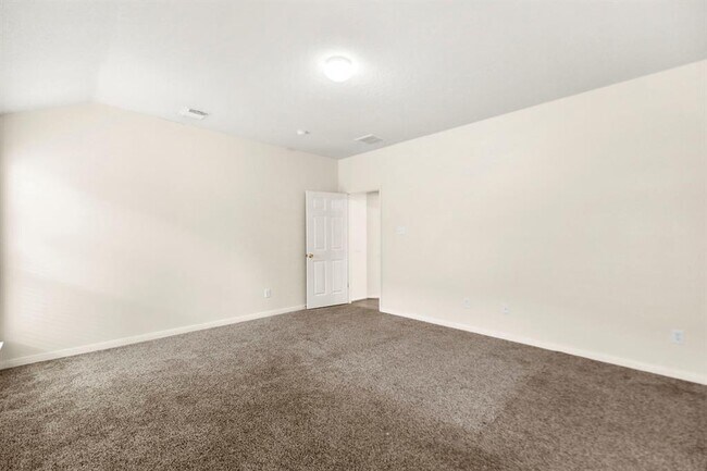 Building Photo - 3619 Slocom Dr