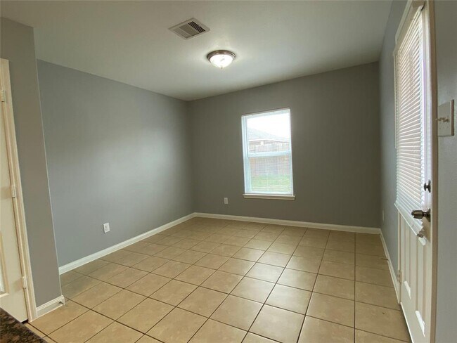 Building Photo - 20506 Humble Brook Dr