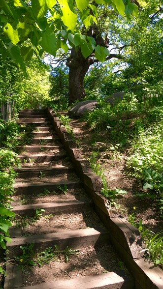 Building Photo - 2112 Spring St