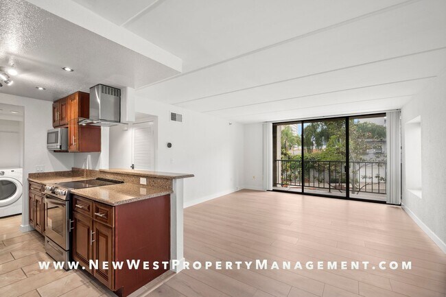 Building Photo - Renovated Cortez Hill 2 Bedroom at Symphon...