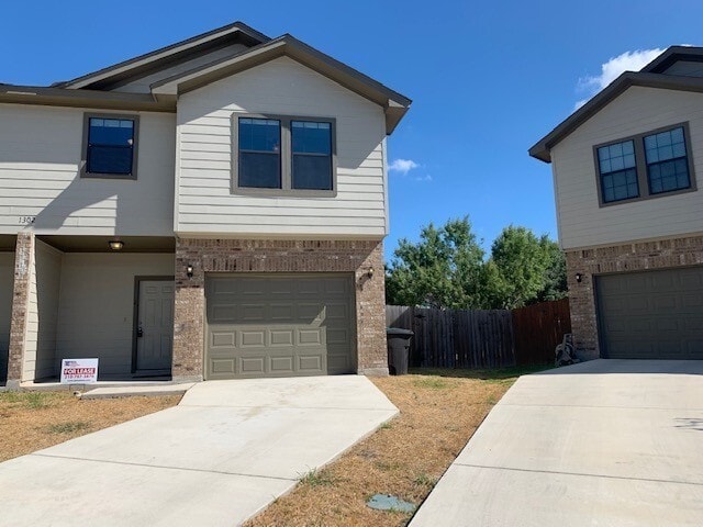 Building Photo - 1302 Garden Dusk