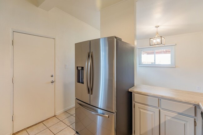 Building Photo - Wonderful 3 Bedroom 2 Bath Home!