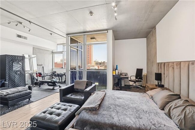Building Photo - Downtown Las Vegas Luxury Condo with Moder...