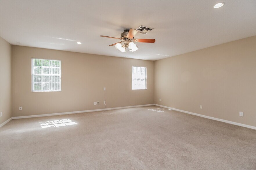 Building Photo - 1239 Juniper Hammock St
