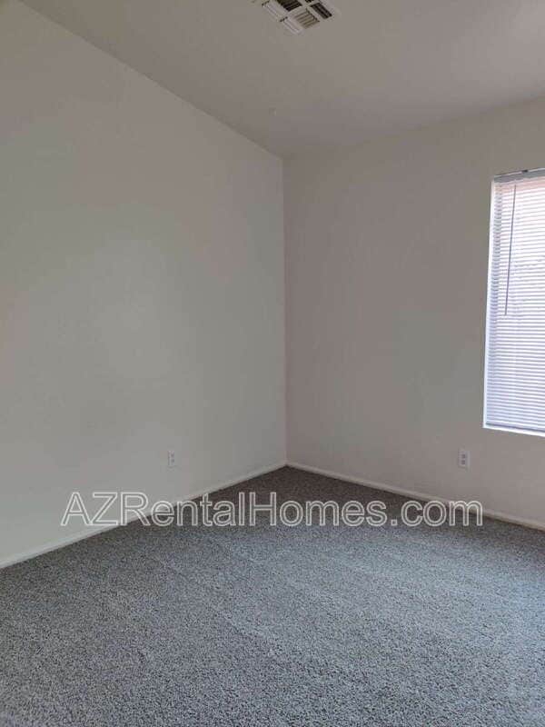 Building Photo - 493 E Cantebria Dr