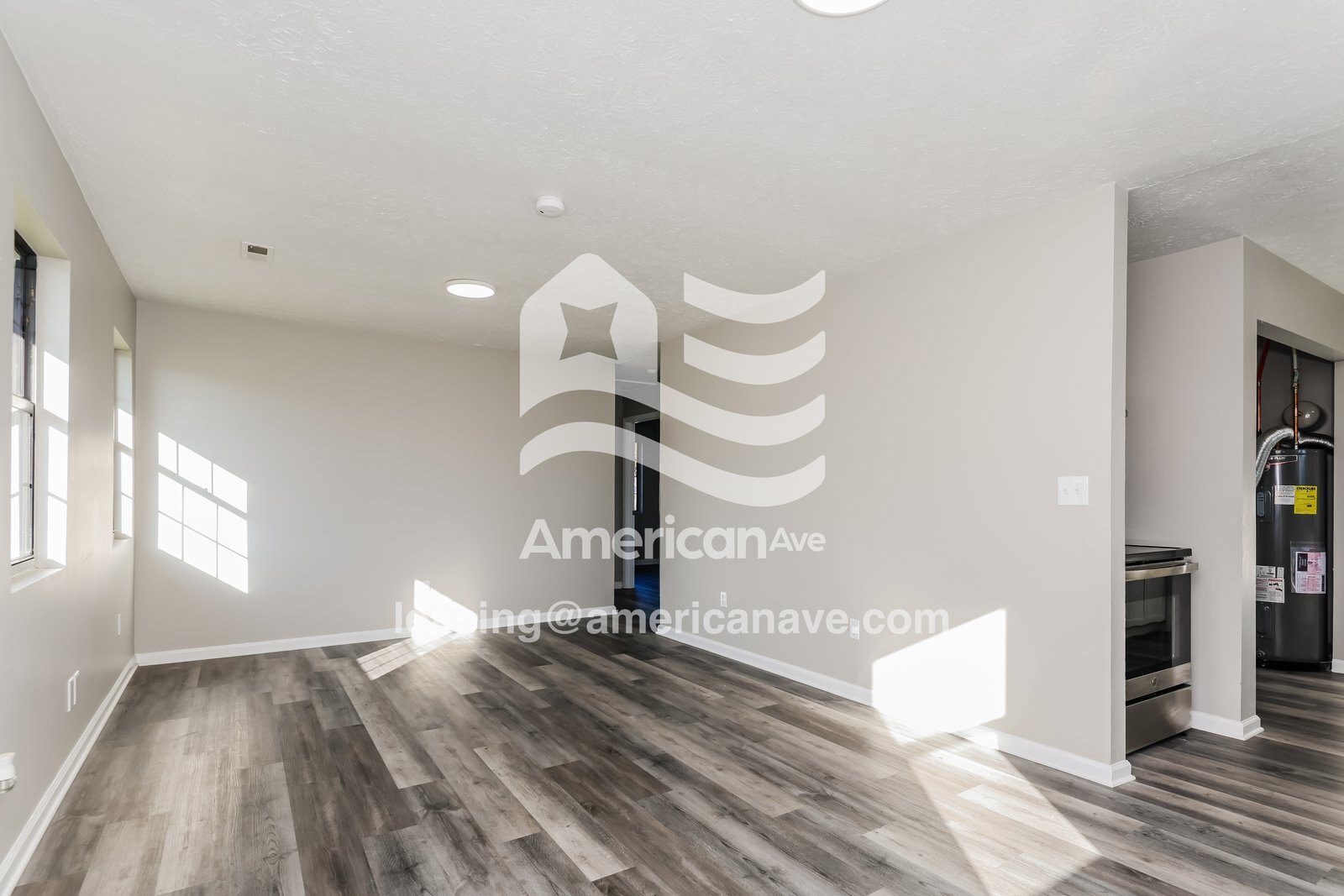 Building Photo - 1851 Norwood Ave