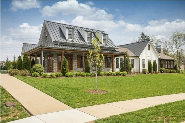 Building Photo - Coming Soon – Room to Spread Out! 4BR, 3.5BA Home Near Liberty Creek Schools