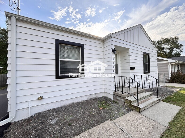 Building Photo - 3711 37th St