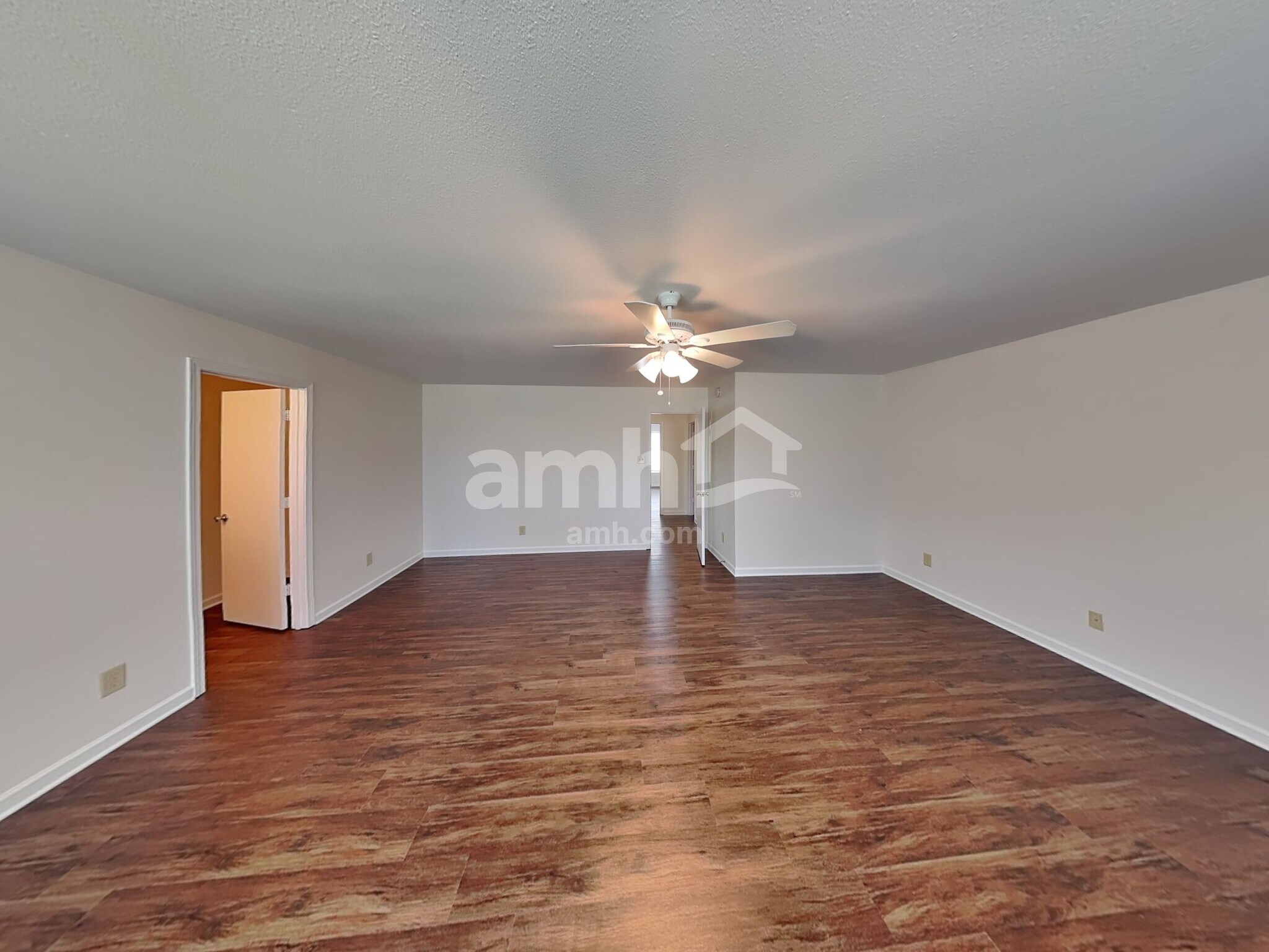 Building Photo - 1702 Bray Dr