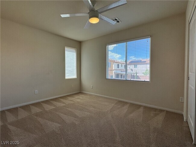 Building Photo - 8278 Apple Barn Ave