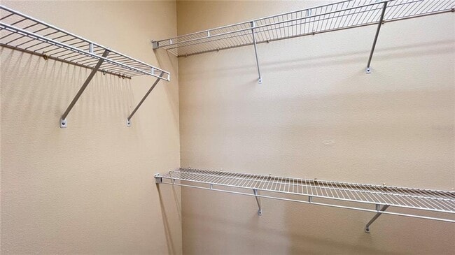 Building Photo - 16904 Sunrise Vista Dr