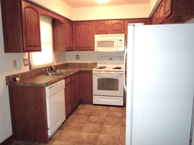 Building Photo - 1811-1817 Parkview