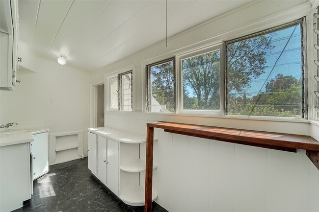 Building Photo - 5924 Graciosa Dr