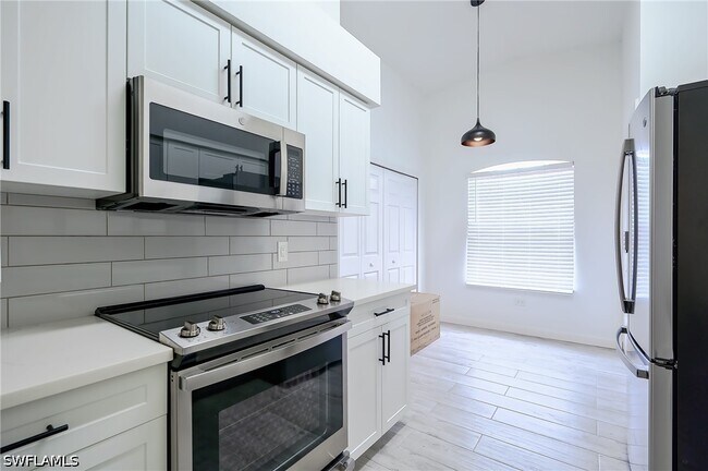 Building Photo - 26700 Rosewood Pointe Dr