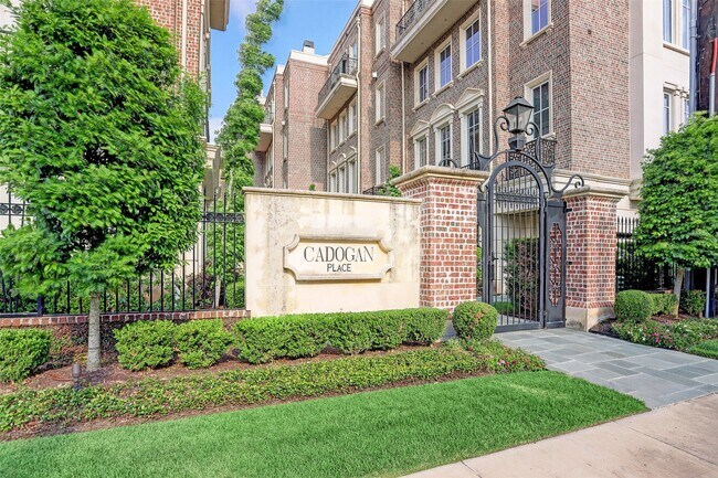 Building Photo - 1909 Revere St