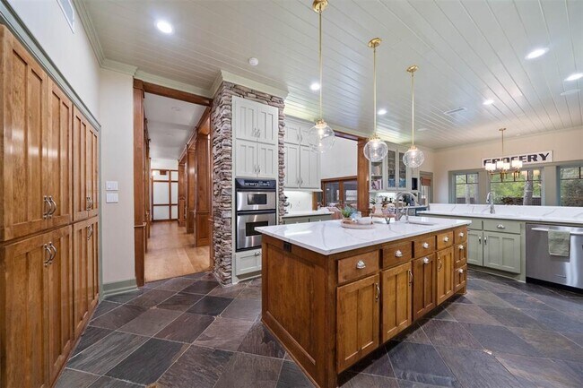 Building Photo - 15 Turtle Cove Ct