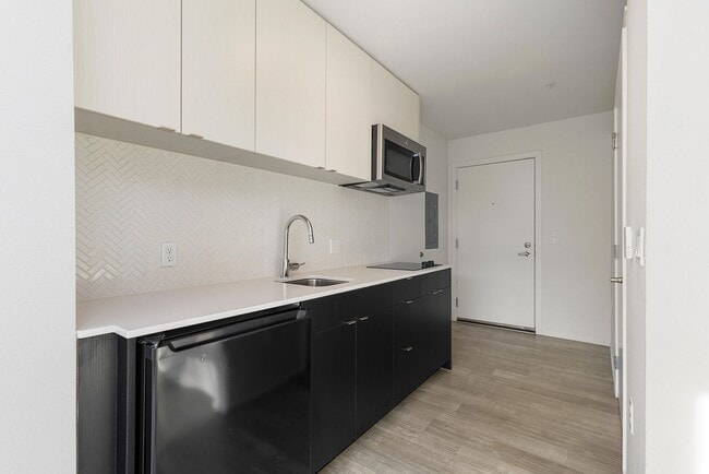 Interior Photo - Pike Flats