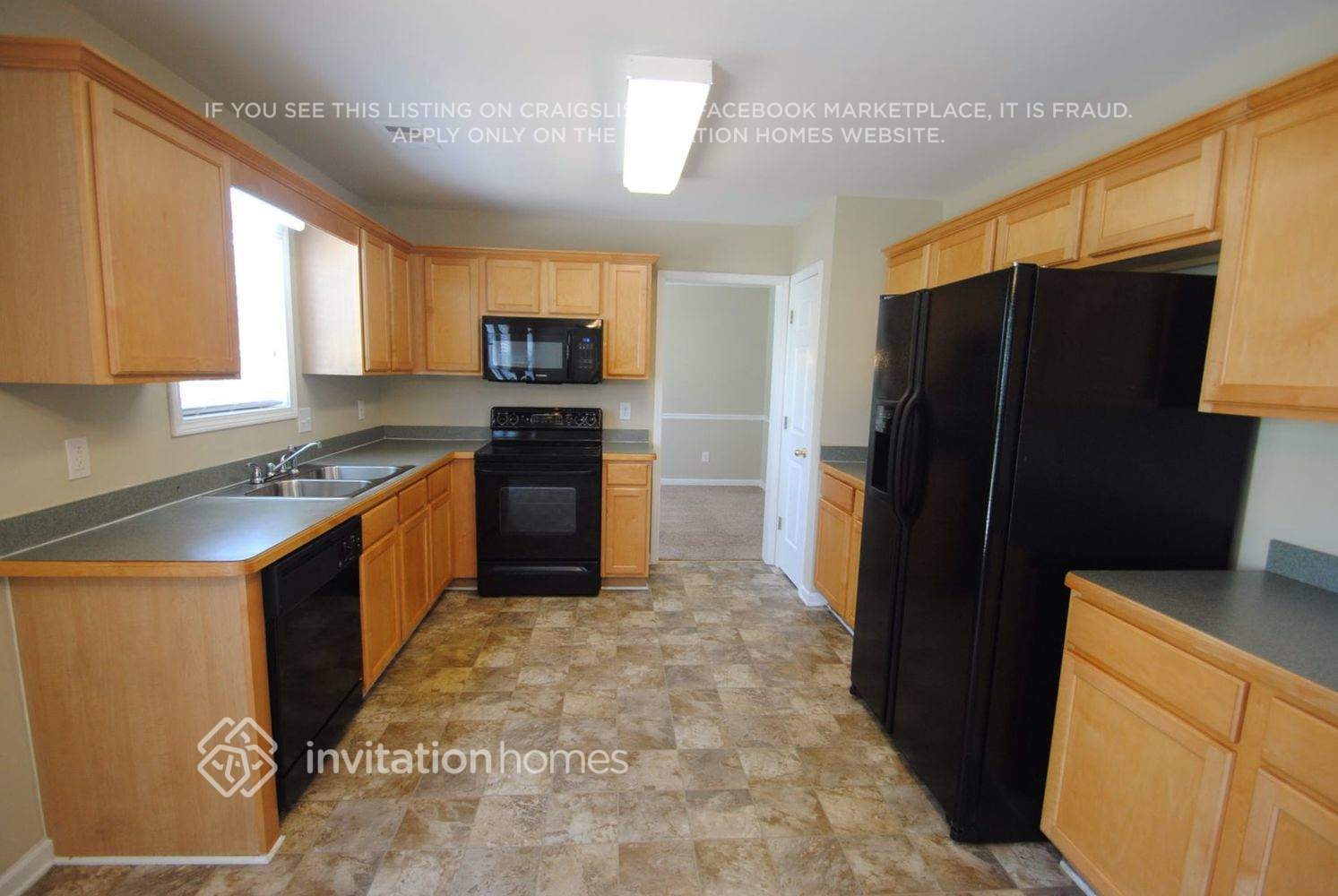 Building Photo - 3252 Shady Valley Ct SW