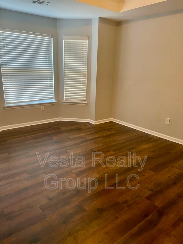 Building Photo - 146 Brenleigh Park Dr
